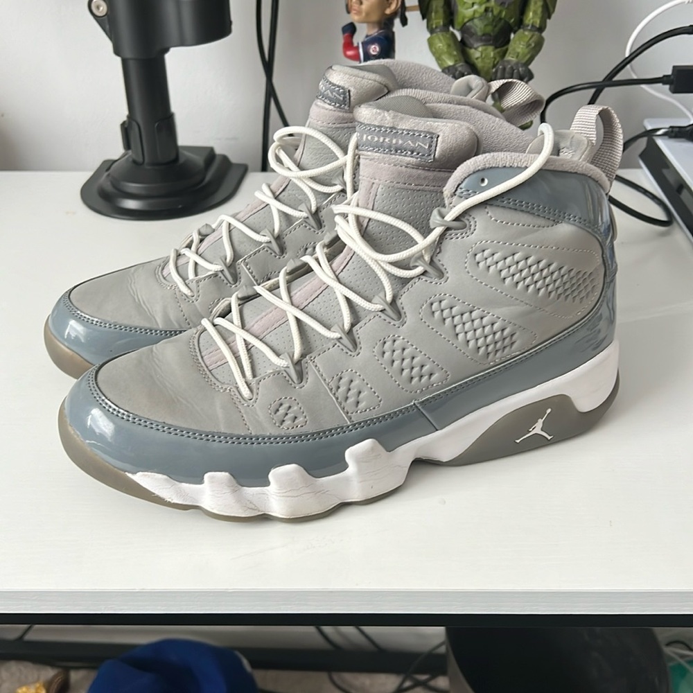 JORDAN COOL GREY 9